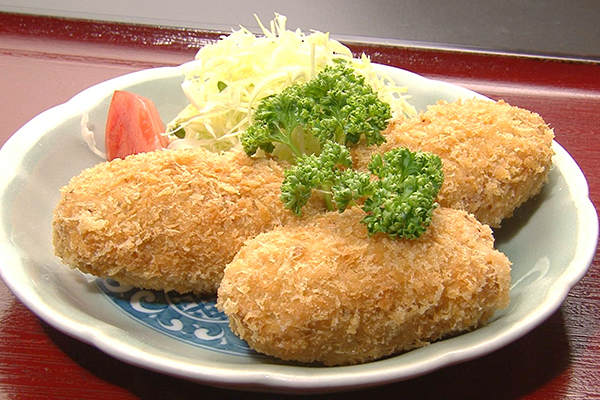 東京都新橋「末げん」たつた揚げ定食