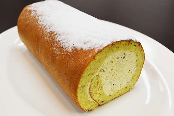 ロールケーキ：北海道／ナチュラルリゾート・ハイジアの『日高昆布のロールケーキ』