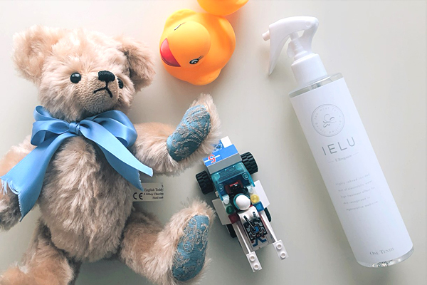 ノンアルコール、無添加で 子どもやペットにも安心。 除菌スプレー 「IELU Ultrapure」