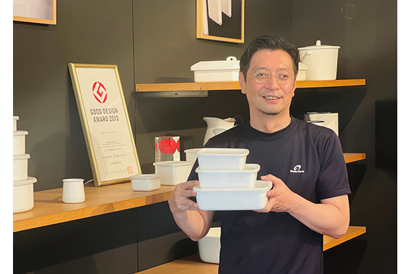 あふれるホーロー愛から生まれた使い勝手抜群の容器「White Series