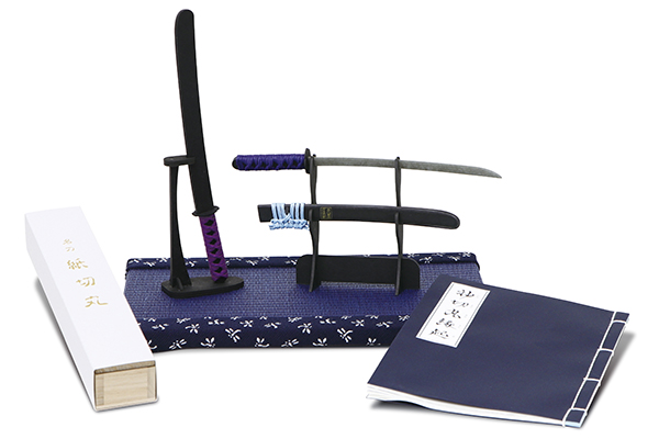 ユニークな紙製品が話題に！創業200年の老舗が作る「名刀 紙切丸」＆「切って 旅するスタンプノート」