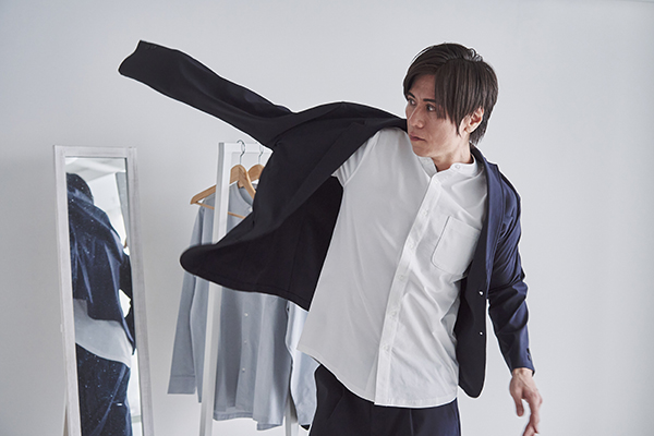 機能性とデザインと快適性を兼ね備えたメンズファッション「URBAN SQUARE」のセットアップ