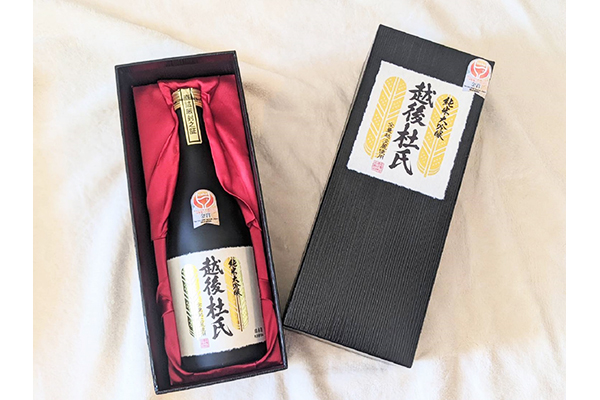 ”新潟淡麗”の伝統を頑なに守るべく新たなチャレンジをし続ける金鵄盃酒造「越後杜氏 純米大吟醸 越淡麗」