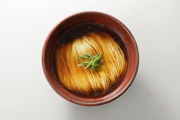 「熟練した料理人の味」をそのままお届け！新潟の大繁盛店「三宝」の贅沢すぎるラーメン・セット