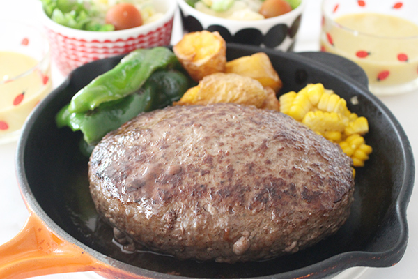 食肉専門店の味をダイナミックに堪能！「沼津イチバンバーグ」「ハラミ 肉 揉みタレ」