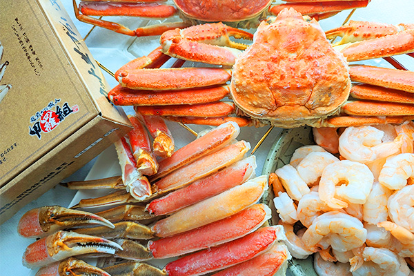 ECサイトで大人気!新鮮なカニ、エビでハッピーな食卓を!
