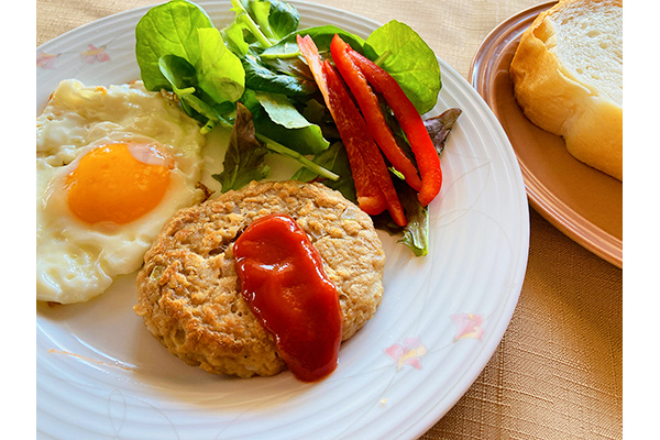 1ヶ月で300万食を売り上げるロングセラー！石巻・大地フーズの「大豆ハンバーグ」