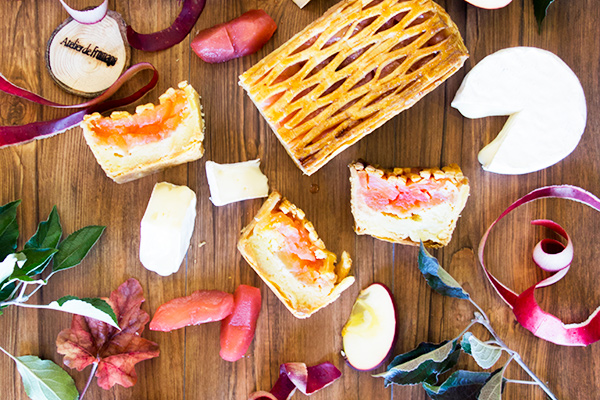 フランスを驚かせた！日本ならではの「ブルーチーズ」と「自家製カマンベールのアップルパイ」