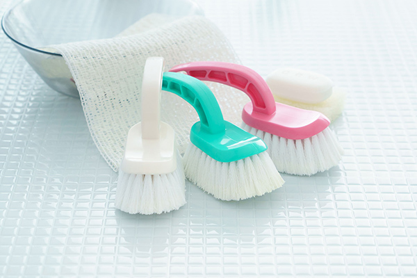 洗剤も石鹸も不要！バスブラシとハダピカタオルで体と環境を守る