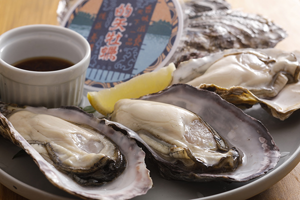三重ブランドに認定！産地から直送される旨味たっぷりの新鮮プリプリな「的矢かき」