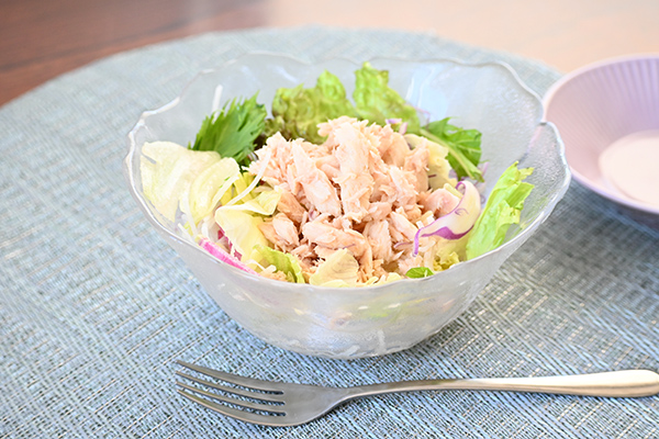 レトルトパウチから出してすぐにおいしい！どんな料理とも相性抜群の「SKOホワイトミートフレーク」