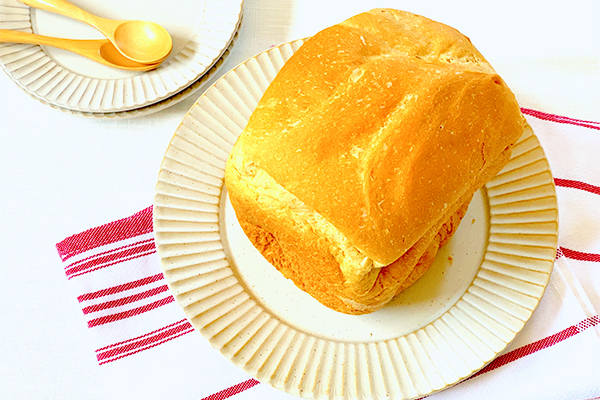 お家パンがもっとおいしくヘルシーに！食物繊維3.5倍の「ブラウワー全粒粉」