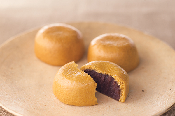 170年以上も支持されている福島の老舗の愛される和菓子「柏屋薄皮饅頭 こしあん」