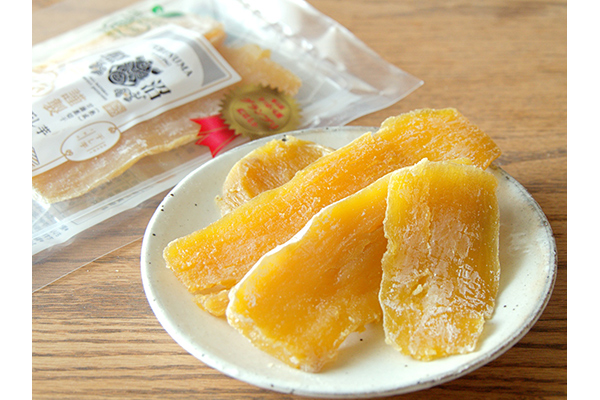 農薬・化学肥料不使用！もっちりとした食感と自然な甘みの「有機平干し芋」
