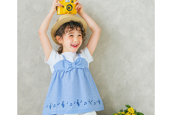 子供の笑顔を引き出す「moononnon(むーのんのん)」のワンピース＆Tシャツ