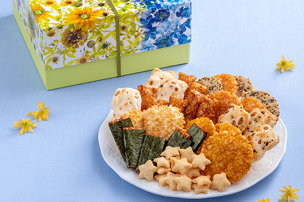 お米の繊細な甘さ。国産米100％にこだわった米菓「花のル・コリ」と「味手筥」
