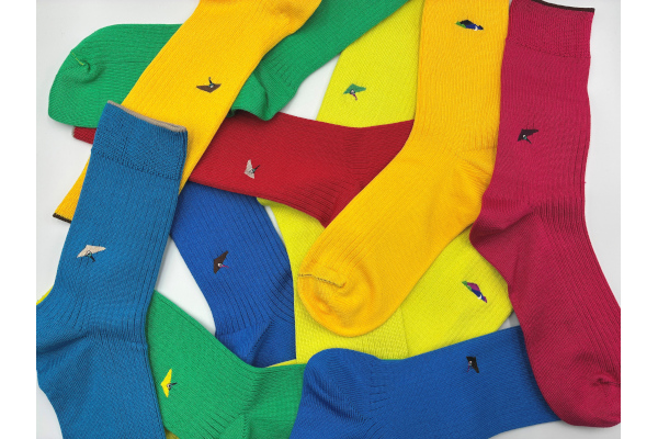 100年の技術と遊び心。兵庫・加古川の老舗が贈る靴下「Grider.rib」と「GARA SOCKS [RANRAN]」