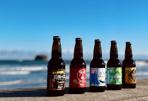 グラスに注げば歓声が上がる。網走の"エンタメ魂"が生んだ「網走ビール6本詰合せセット」