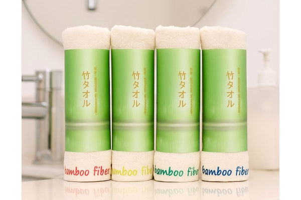 竹が持つ天然の抗菌・防臭効果と抜群の吸水性に耐久性も！技術屋が14年かけて作った竹繊維の「スリムミニバスタオル」