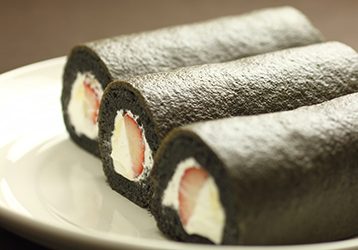 ロールケーキ専門店クルル 『恵方巻き・丸かぶりロール』 おこデパ