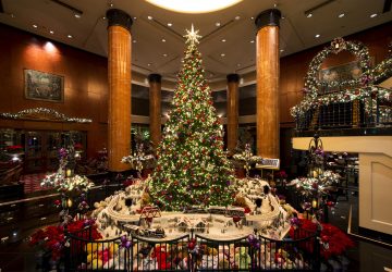 きらめくクリスマスツリーとデコレーションに彩られた ウェスティンホテル東京の「Holiday season 2016」開催中！