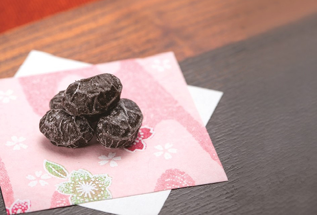上品な甘さとソフトな食感が楽しめる「黒豆しぼり」