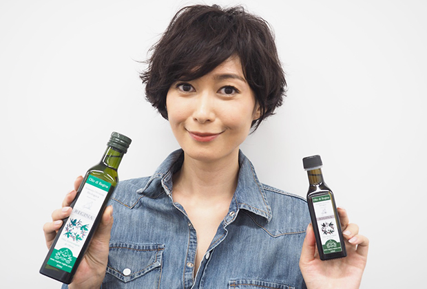 このオイル、食べるだけでなくスキンケアにも使えるそうです