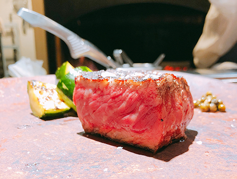 肉に至るまでの料理の完成度の高さ