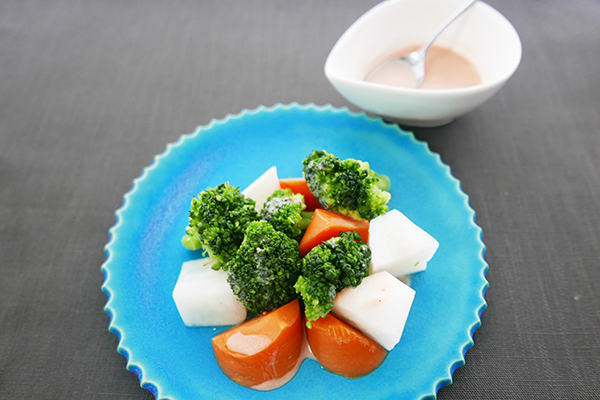 発酵食品　沖縄県浦添市　紅濱の「豆腐よう（唐芙蓉）」