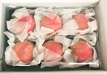 山梨県「富士の国やまなし館」で見つけた『極上生信玄餅』『信玄桃』『紫花豆の田舎煮』『熟成ワインビネガー』『甲州はちみつ』