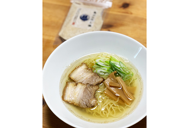 【あごのだし塩ラーメン】
