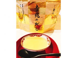 個人的に待ち望んでいた、鰹節と昆布のみのパック。開発に数年かかっているとのことだが、素晴らしい旨味。