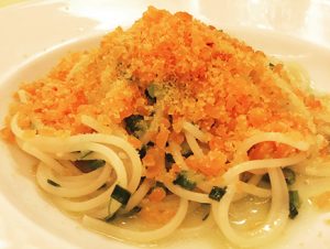 麻布十番「ケ・パッキア」のあまりに有名なスペシャリテ「青唐辛子とからすみのパスタ」