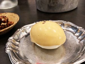 そして、ご近所の「ペタンク」で〆飲みと愛するウフマヨ。