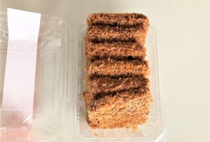 これは創業100年の老舗、池添蒲鉾店のもの
