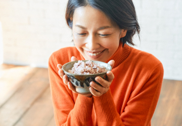 雑穀米が苦手な方にこそオススメしたい！ 「純国産18種 osekkai（おせっかい）雑穀米」 「純国産黒米たっぷり omoiyari（思いやり）雑穀米」vol.4