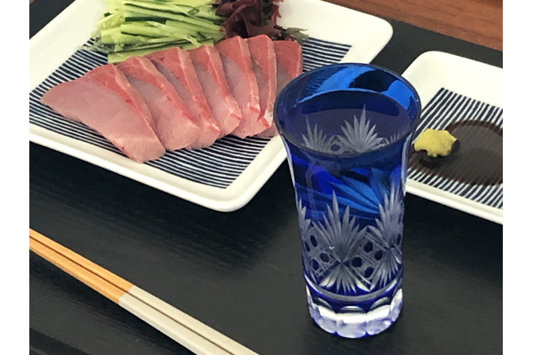 おいしい日本酒は、新鮮な魚介類の味を生かしてくれる。