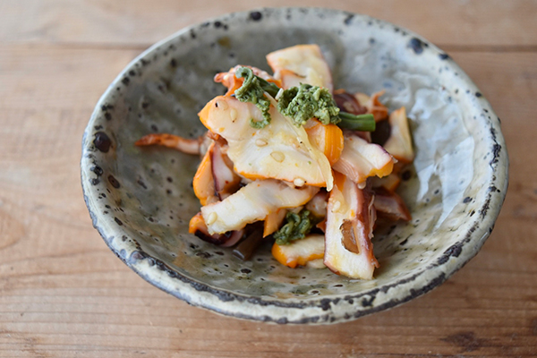 いかの食感がしっかり味わえる「いか山菜」