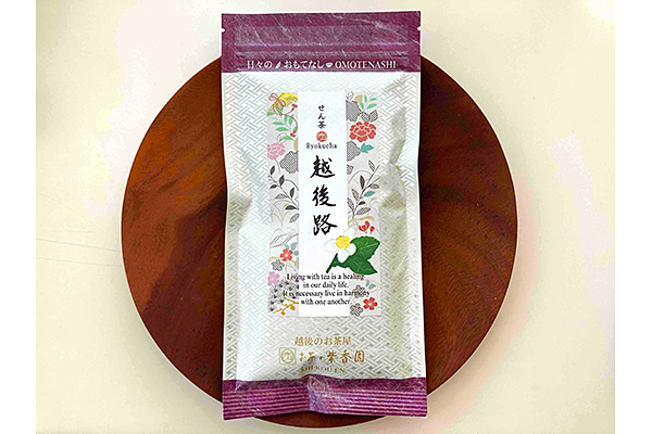 鹿児島県産 茶葉使用 【特上煎茶 越後路 】（100g）